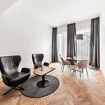Meta Historic Living Lägenhetshotell Bolzano
