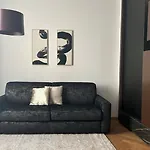 Meta Historic Living