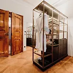 Aparthotel Meta Historic Living