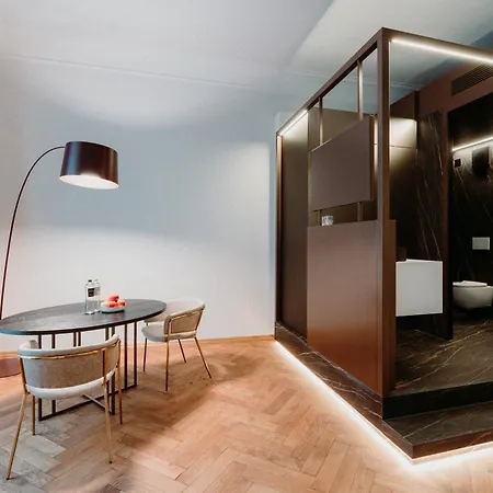Ξενοδοχείο με διαμερίσματα Meta Historic Living 4*