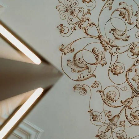 Appart hôtel Meta Historic Living 4*