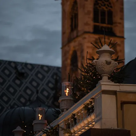 Meta Historic Living Appart hôtel 4*