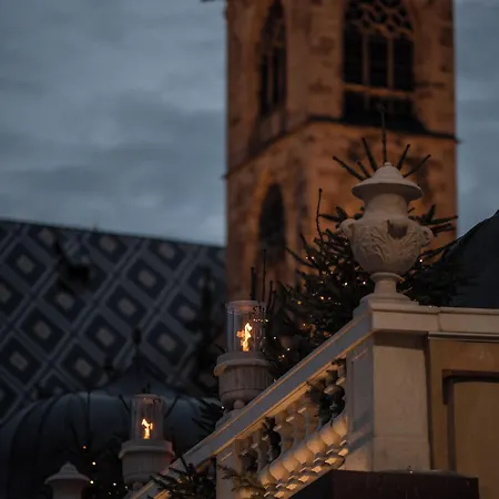 Meta Historic Living Appart hôtel 4*