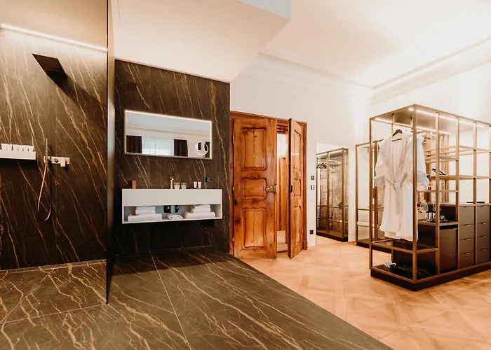 Meta Historic Living 4*